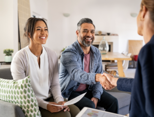 family talking about how to choose the right health insurance in Germany